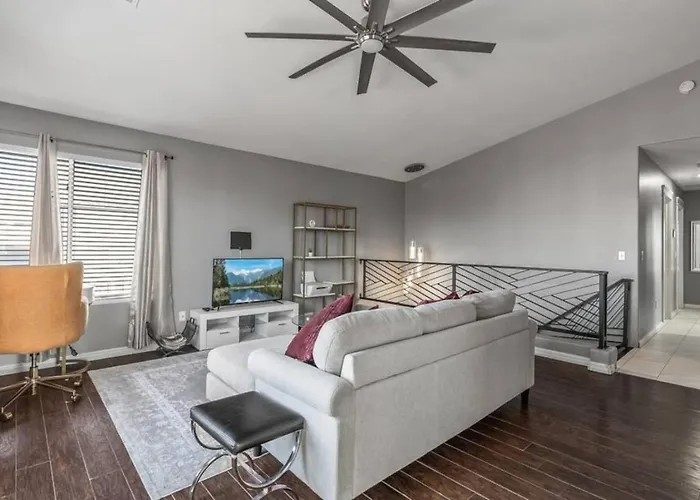 Spacious 4br Near Phoenix Raceway State Farm Stadium And Westgate * Avondale
