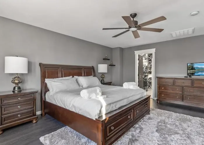 Spacious 4br Near Phoenix Raceway State Farm Stadium And Westgate Holiday home *