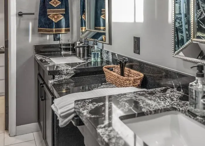 Holiday home Spacious 4br Near Phoenix Raceway State Farm Stadium And Westgate *