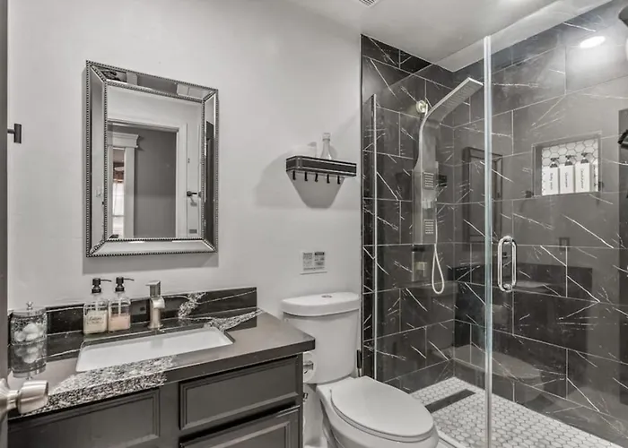 Spacious 4br Near Phoenix Raceway State Farm Stadium And Westgate Avondale