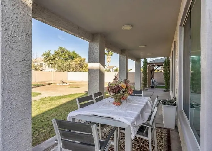 Spacious 4br Near Phoenix Raceway State Farm Stadium And Westgate Holiday home