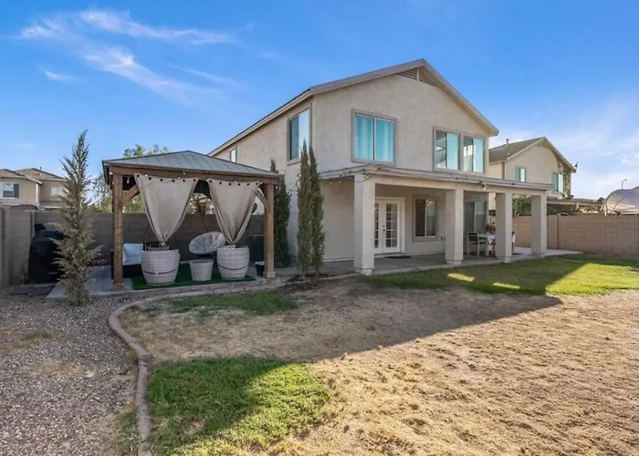 Spacious 4br Near Phoenix Raceway State Farm Stadium And Westgate Avondale